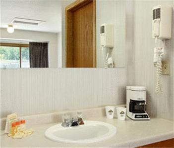 Travelodge By Wyndham Red Wing Bilik gambar